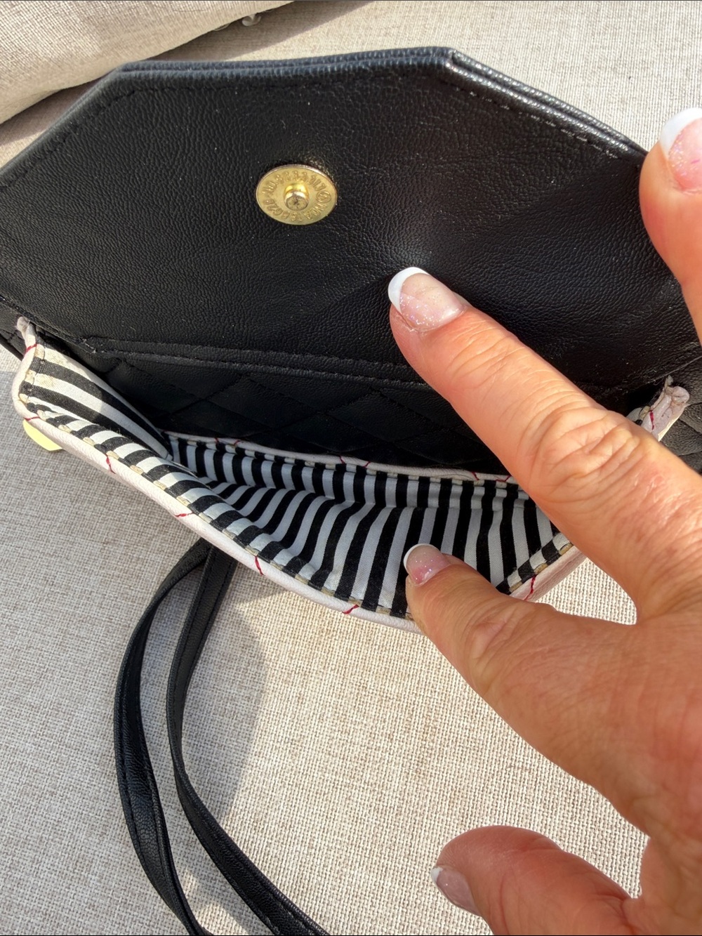 Betsey Johnson Black, Cream & Red Quilted Heart Crossbody Wallet - Picture 5 of 8